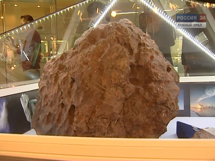 Ученые: Земля может быть атакована крупными метеоритами
