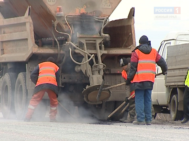 Челябинские дорожники запланировали ремонт на 2 улицах