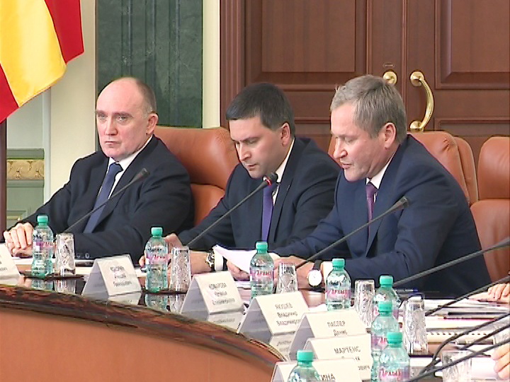 В Челябинске обсудили межнациональную ситуацию в УрФО