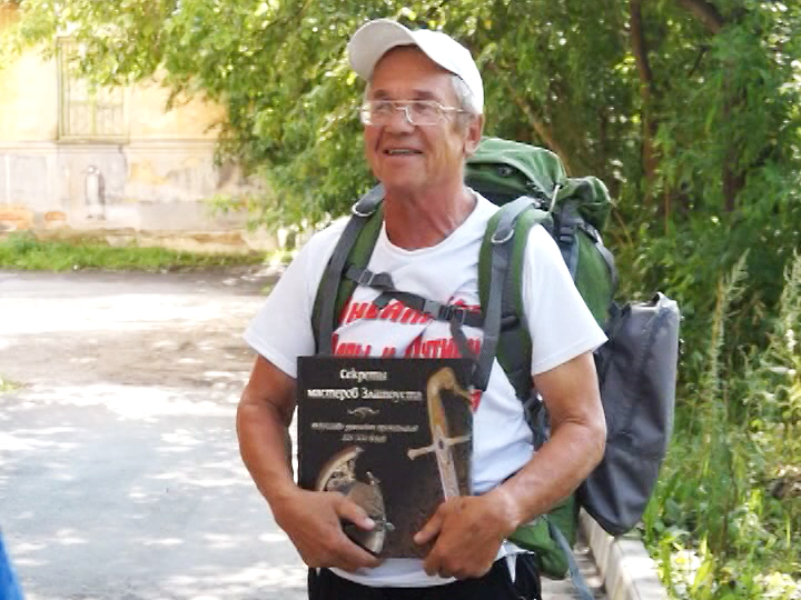 Пенсионер-инвалид совершает одиночный забег из Ангарска в Евпаторию