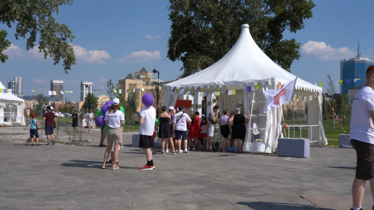 Фестиваль здоровья провели на набережной в Челябинске