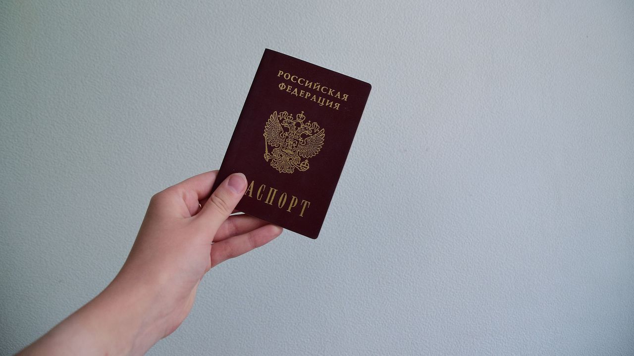 В Челябинске 6 иностранных студентов подделали документы и могут быть депортированы