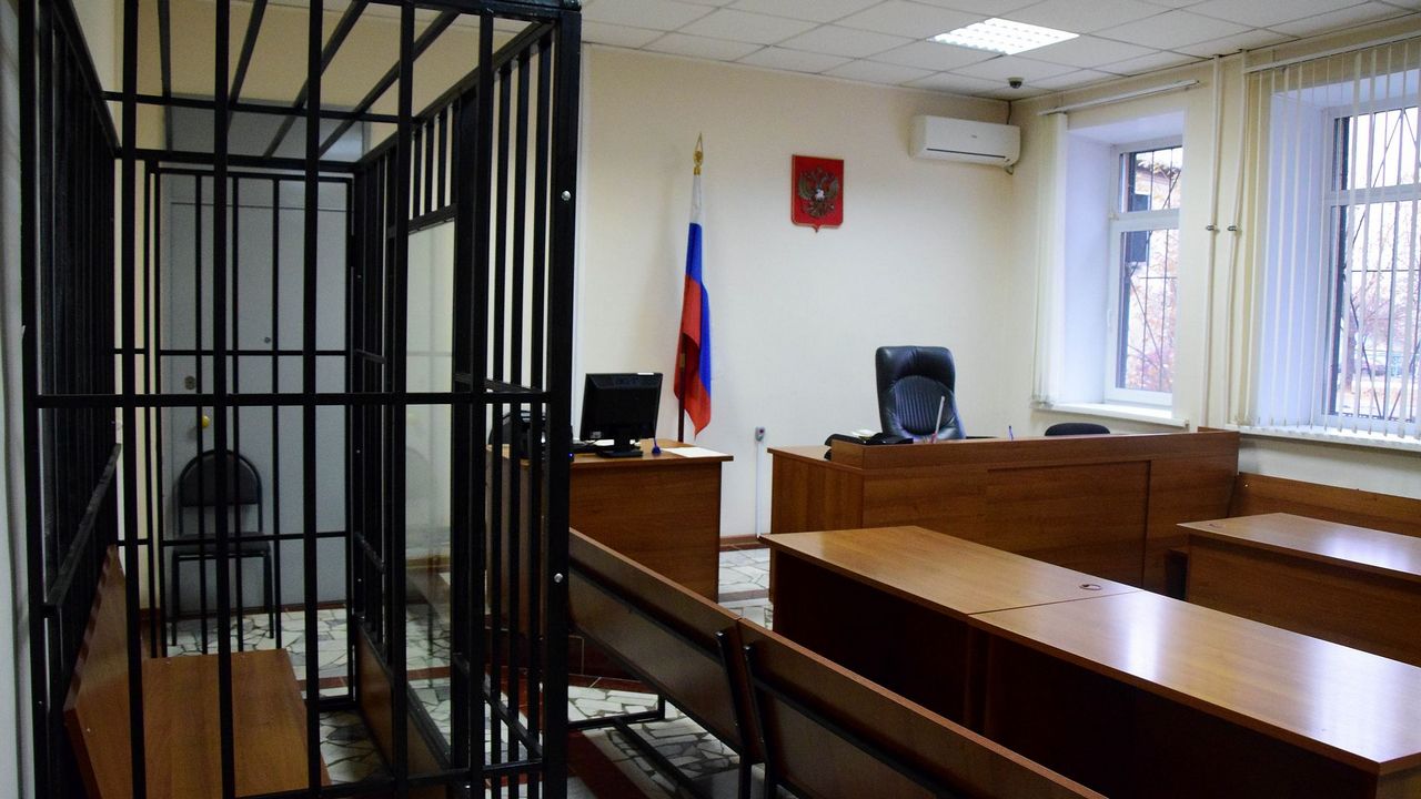 Два месяца в СИЗО проведет гендиректор ЧЭМК: в чем обвиняют Павла Ходоровского