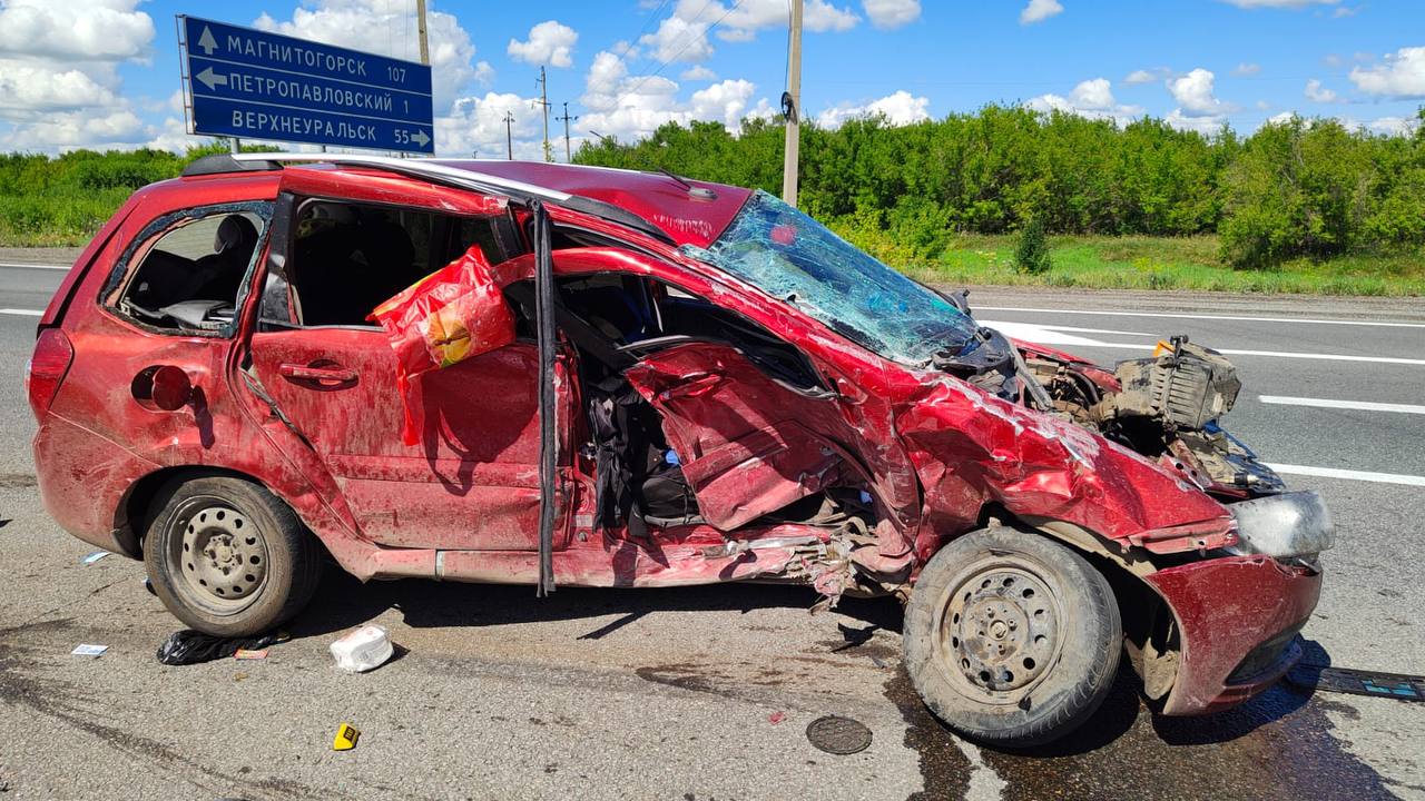 Пассажир погиб в аварии на трассе в Челябинской области