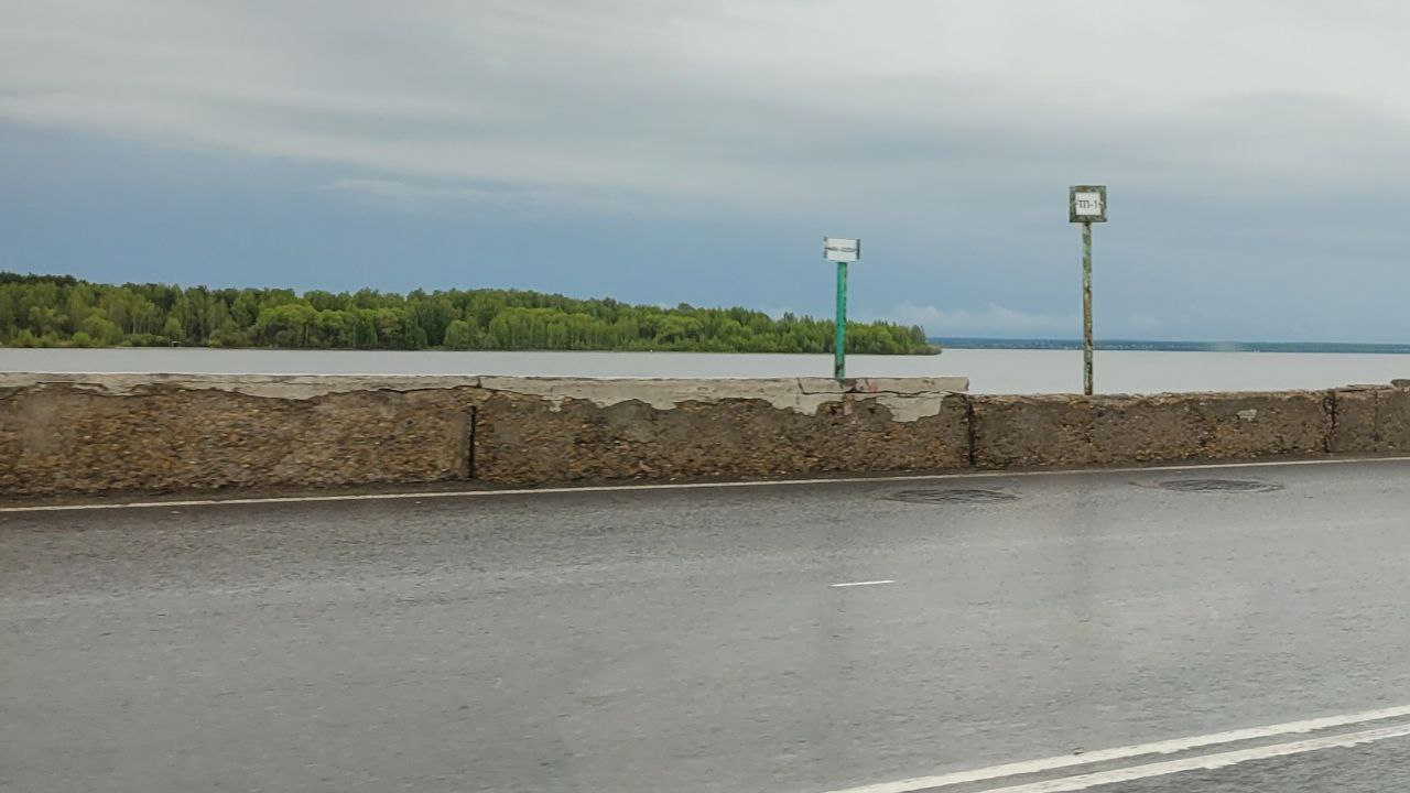 В Челябинске сбрасывают воду из Шершневского водохранилища