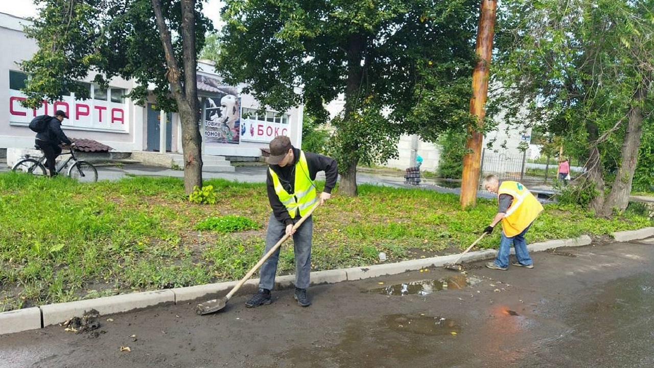 В пострадавший от затопления дом в Челябинске частично вернули электричество