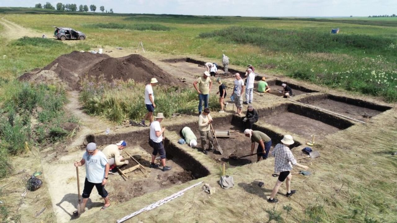 Захоронение древнего металлурга нашли в Челябинской области