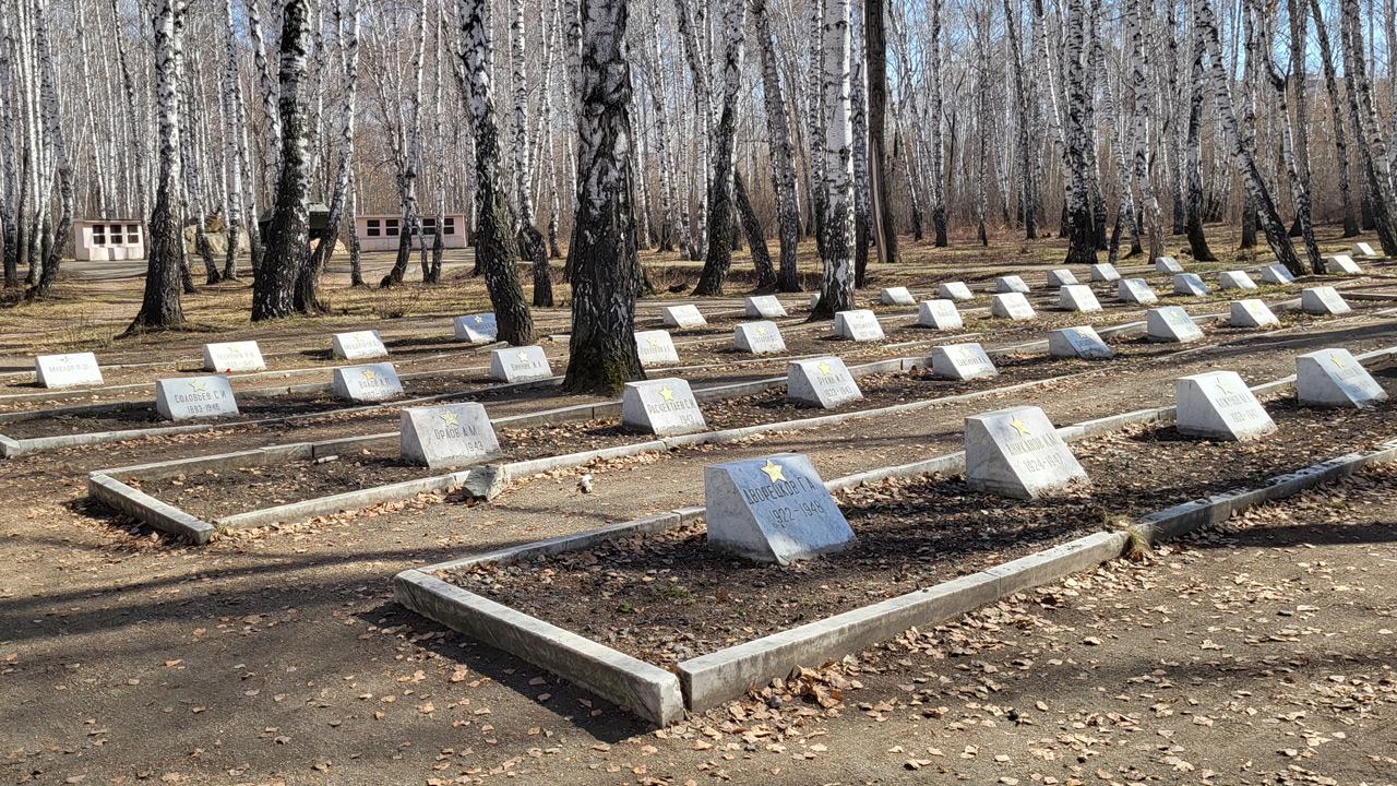 В Челябинске приступают к ремонту воинского мемориала на Лесном кладбище