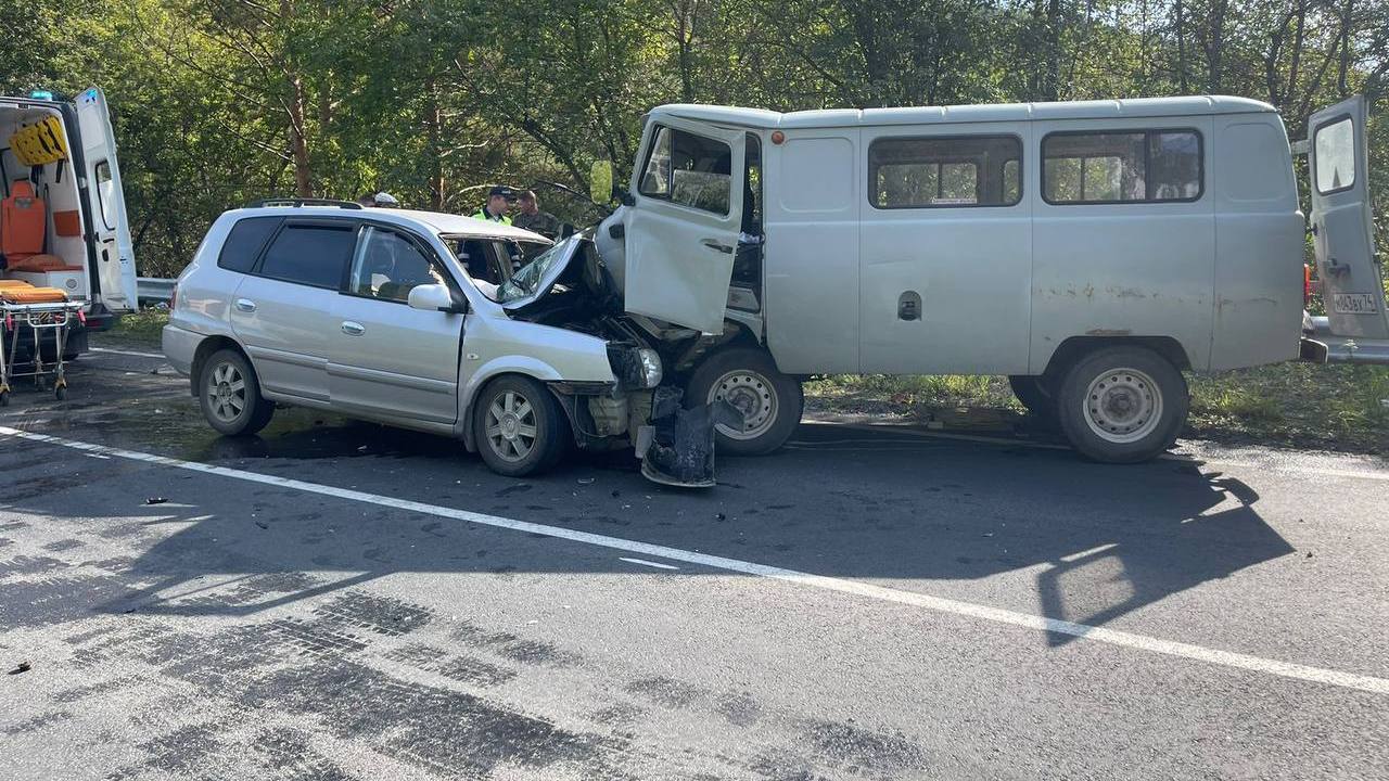 Вылетел на "встречку": в Челябинской области погиб 66-летний водитель легковушки