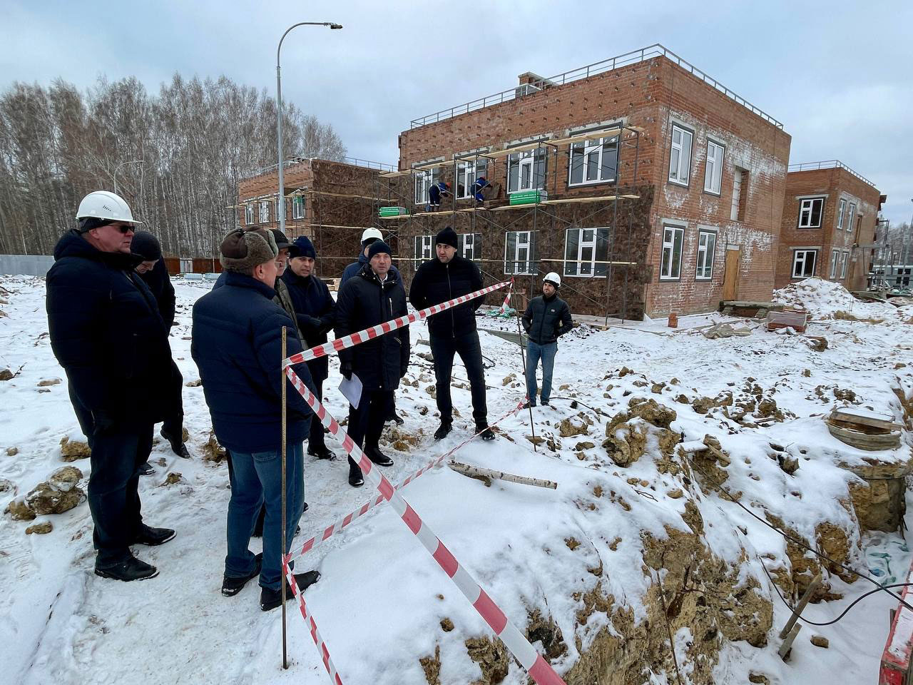 В Челябинске продлевают контракт на строительство детского сада в Парковом