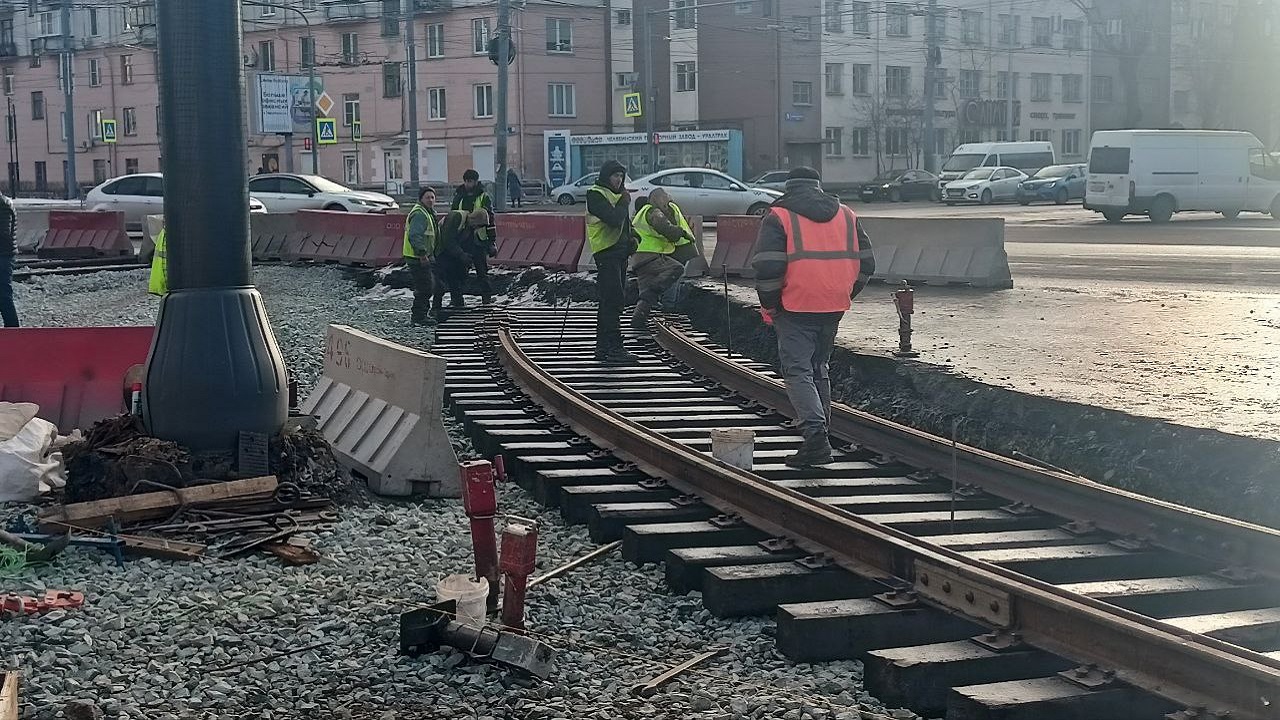 В Челябинске ограничат движение на перекрестке, связывающем два района