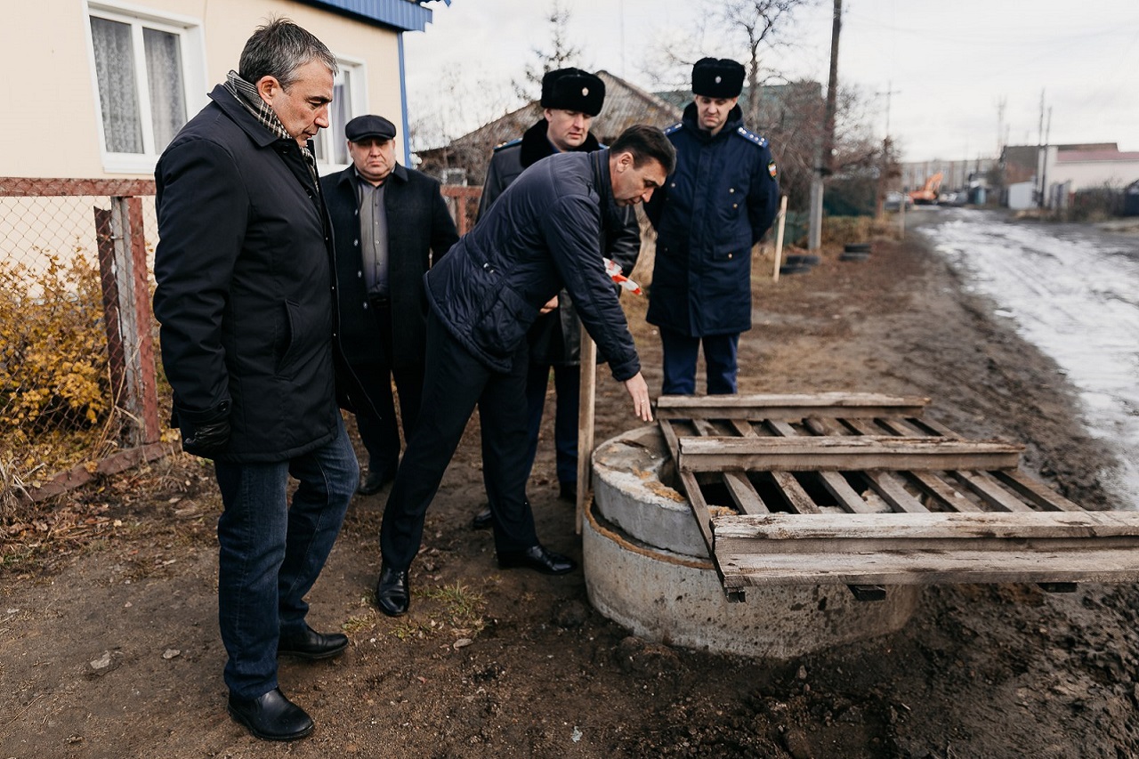 В Коркино решат проблему подтопления подвалов домов канализационными стоками