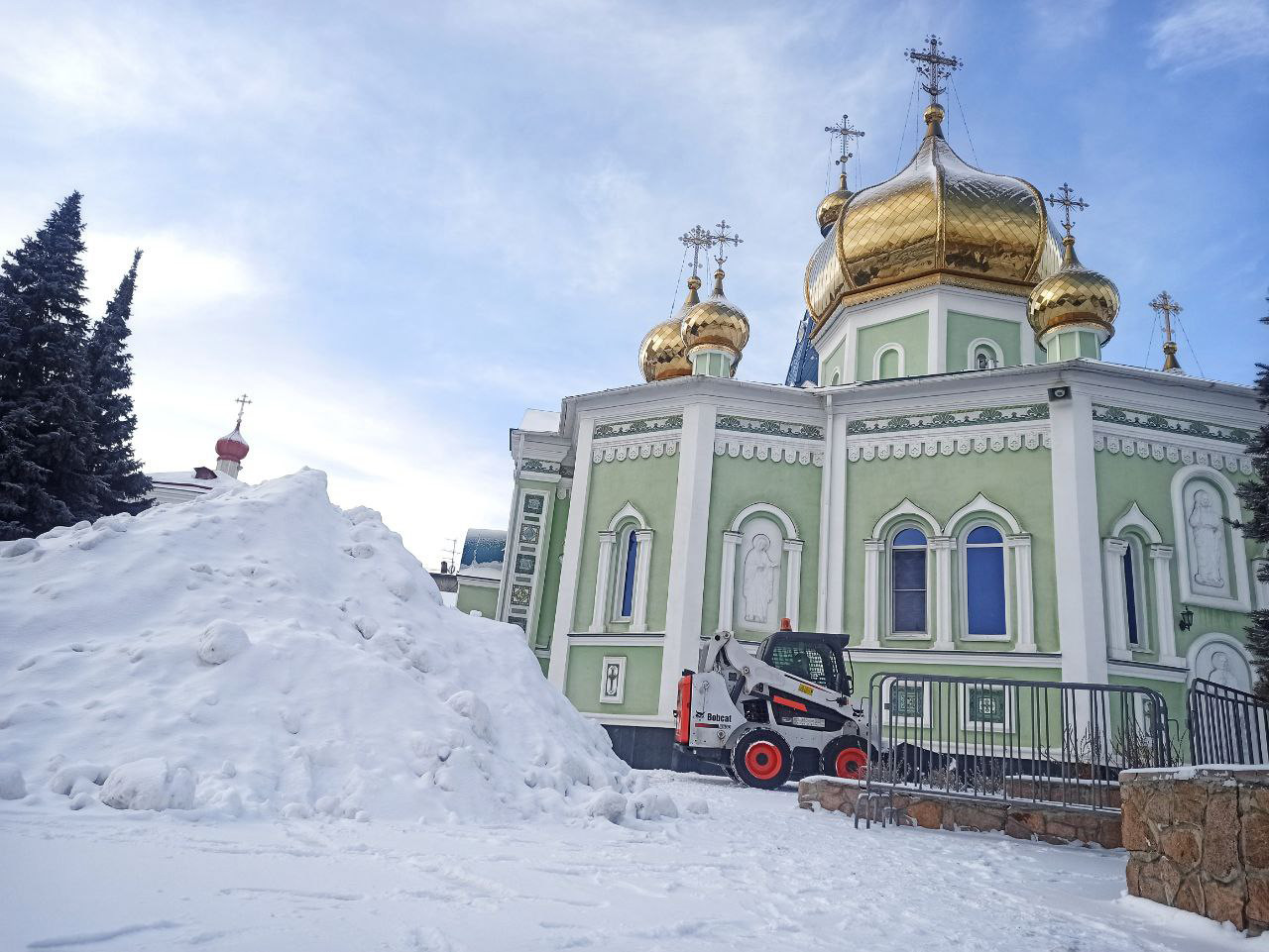 Рождественские вертепы начинают строить в Челябинской области